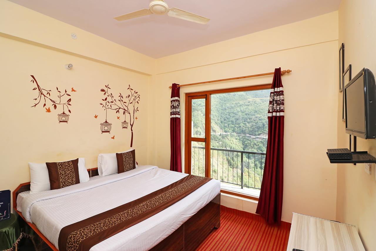 מוסורי Oyo 13728 Hotel Kempty Valley View Hotel & Restaurant מראה חיצוני תמונה