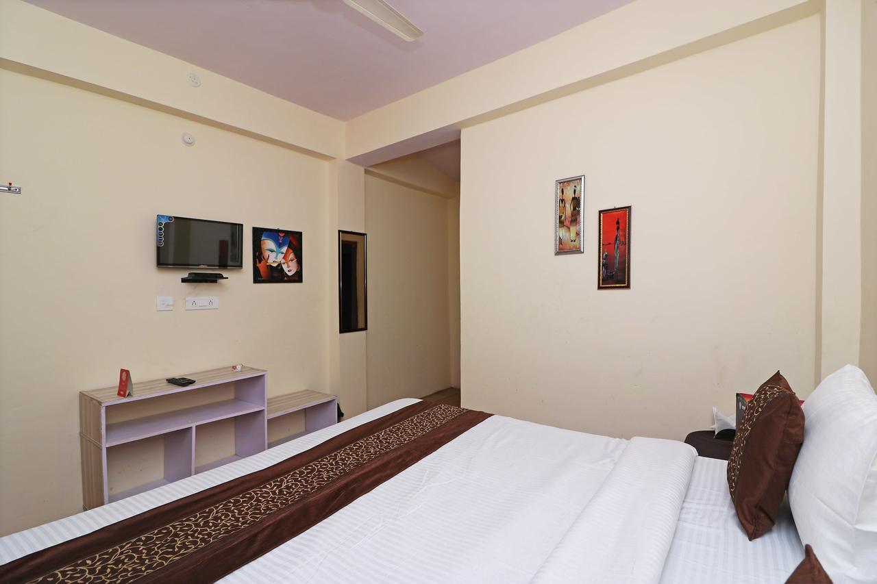 מוסורי Oyo 13728 Hotel Kempty Valley View Hotel & Restaurant מראה חיצוני תמונה