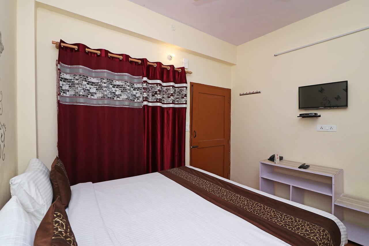 מוסורי Oyo 13728 Hotel Kempty Valley View Hotel & Restaurant מראה חיצוני תמונה