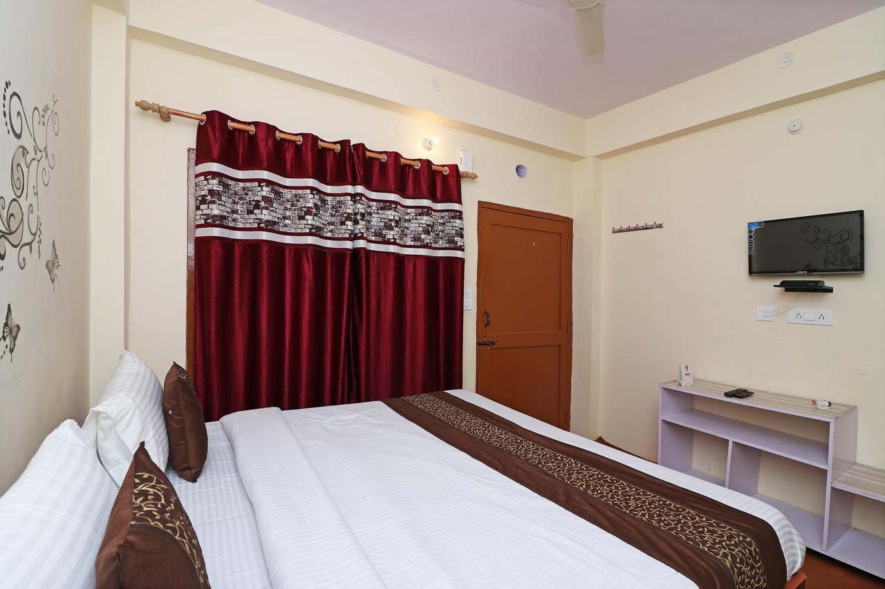מוסורי Oyo 13728 Hotel Kempty Valley View Hotel & Restaurant מראה חיצוני תמונה