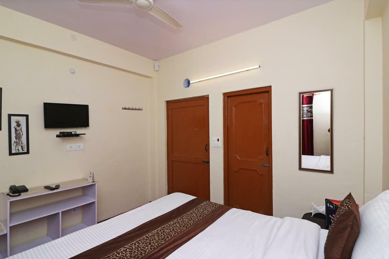 מוסורי Oyo 13728 Hotel Kempty Valley View Hotel & Restaurant מראה חיצוני תמונה